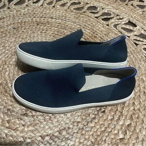 Rothy’s The Original Slip On Sneakers Navy Blue Women’s Sz 8 Tan Stripe
